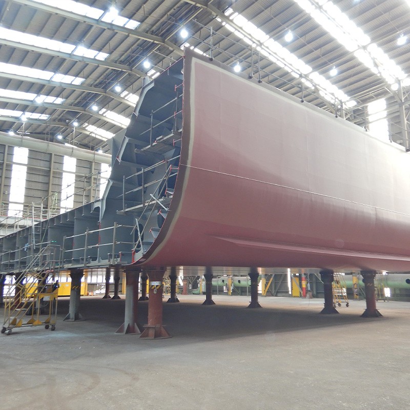 New shipbuilding of an oil tanker at a shipyard in Japan